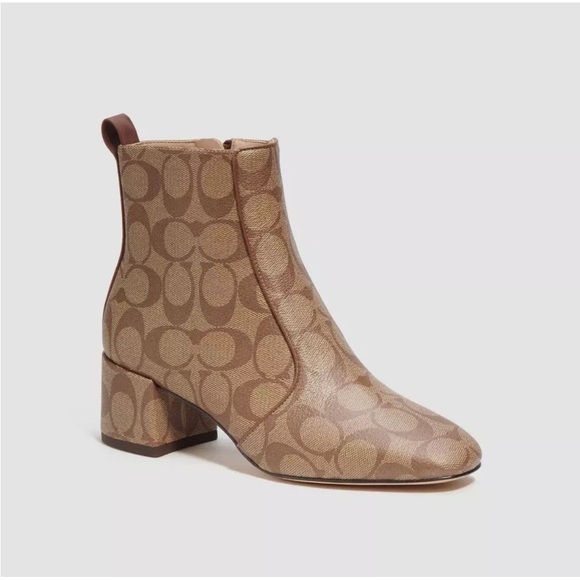 NEW! NIB COACH Noah Bootie in Signature C Canvas Khaki Size 9.5 - Picture 2 of 10